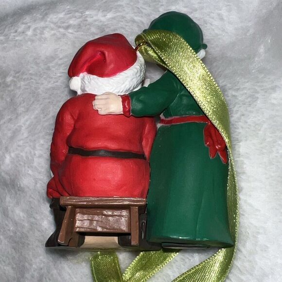 Checking His List 1991 Mr & Mrs Claus Santa Hallmark Keepsake Ornament Our T3219 - Picture 7 of 7